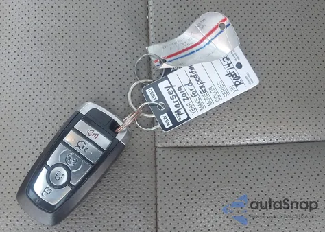 2019 Ford Expedition Xlt z USA, uszkodzony, nr VIN 1FMJU1JT2KEA68132